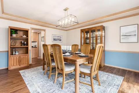 Dining - 5166 Reddington Ct, Dublin, OH 43017 photo 2 of 4