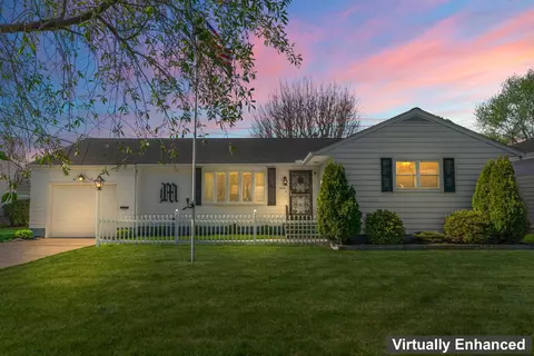 1829 Marrose Dr, Lancaster, OH 43130