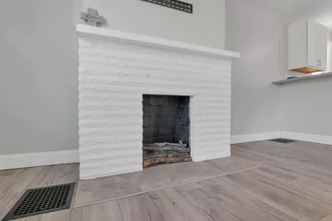 Living - 221 E Markison Ave, Columbus, OH 43207 photo 5 of 5