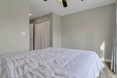 Bedroom - 221 E Markison Ave, Columbus, OH 43207 photo 3 of 6