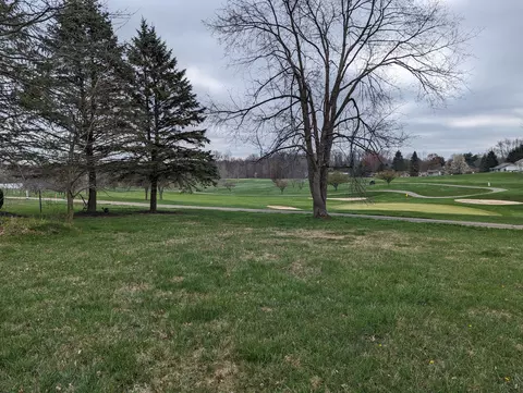 0 Fairway Dr, Howard, OH 43028