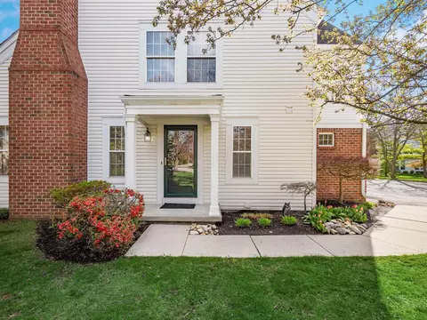 Exterior - 5494 Aubrey Loop #1, Dublin, OH 43016 photo 2 of 4