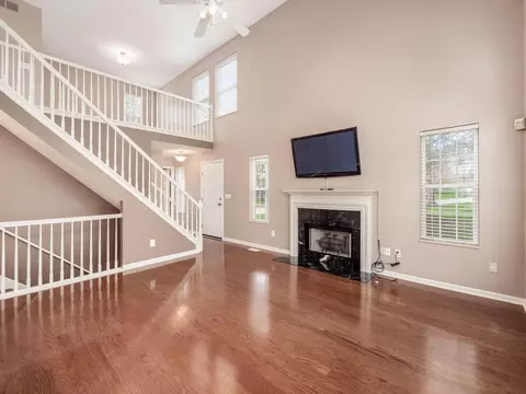 Living - 5494 Aubrey Loop #1, Dublin, OH 43016 photo 2 of 4