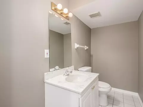 Bath - 5494 Aubrey Loop #1, Dublin, OH 43016 photo 5 of 5