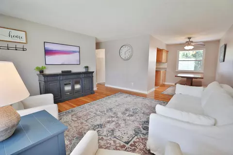 Living - 276 E Stafford Ave, Worthington, OH 43085 photo 3 of 8