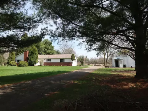 615 S 3 Bs And K Rd, Galena, OH 43021