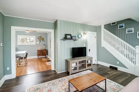 Living - 433 Forest St, Marion, OH 43302 photo 2 of 3