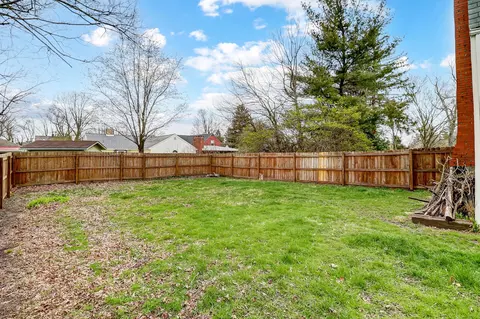 Exterior - 433 Forest St, Marion, OH 43302 photo 8 of 9