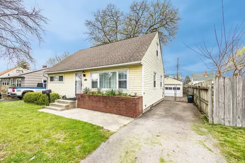 810 Weldon Ave, Columbus, OH 43224