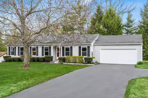 240 Edwards Rd, Johnstown, OH 43031