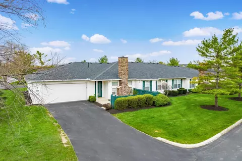 2491 Crystal Springs Dr, Hilliard, OH 43026