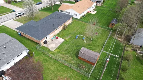 Exterior - 431 E Lyndhurst St, Sidney, OH 45365 photo 11 of 12