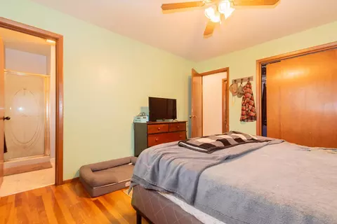 Bedroom - 431 E Lyndhurst St, Sidney, OH 45365 photo 7 of 9