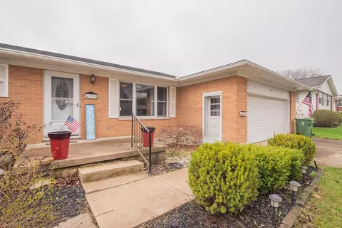 Exterior - 431 E Lyndhurst St, Sidney, OH 45365 photo 5 of 12