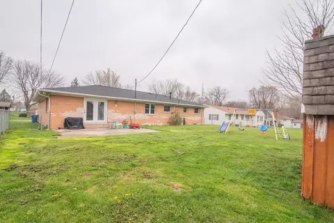 Exterior - 431 E Lyndhurst St, Sidney, OH 45365 photo 7 of 12