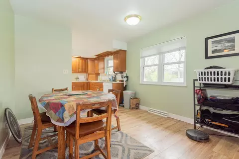 Dining - 431 E Lyndhurst St, Sidney, OH 45365 photo 1 of 2