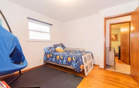 Bedroom - 431 E Lyndhurst St, Sidney, OH 45365 photo 9 of 9