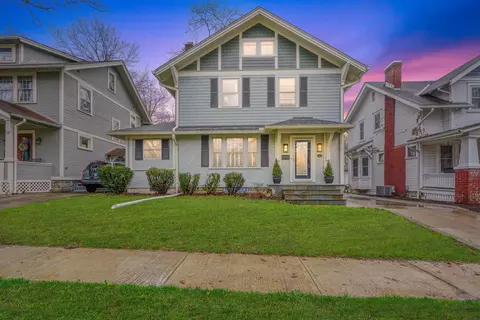 131 E Pacemont Rd, Columbus, OH 43202