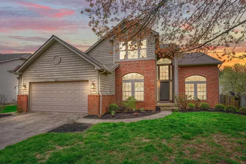 362 Aylesbury Dr W, Westerville, OH 43082