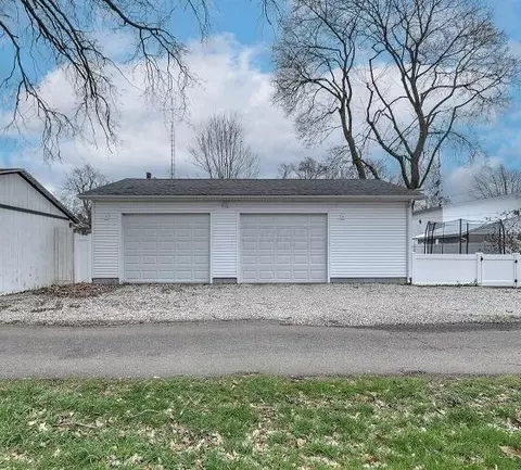 Exterior - 215 Forest St, Marion, OH 43302 photo 5 of 14