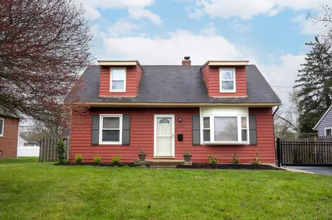 2695 Edgevale Rd, Columbus, OH 43221