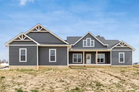 2064 Troy Rd, Delaware, OH 43015