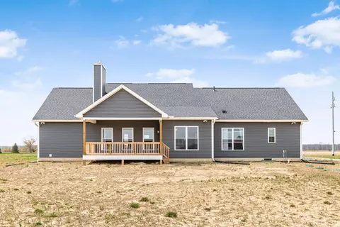 Exterior - 2064 Troy Rd, Delaware, OH 43015 photo 10 of 15
