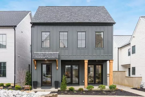 2874 Kobuk Dr, Columbus, OH 43228