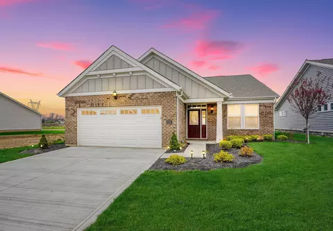 6126 Windcliff Dr E, Grove City, OH 43123