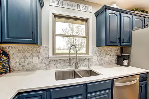 Kitchen - 3519 Hanson Ct, Springfield, OH 45504 photo 5 of 5