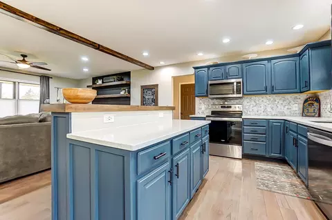 Kitchen - 3519 Hanson Ct, Springfield, OH 45504 photo 4 of 5