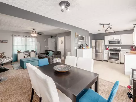 Dining - 9138 Drum Pl, Orient, OH 43146 photo 1 of 4