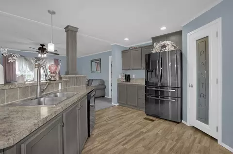 Kitchen - 2325 Rosedale Rd, Irwin, OH 43029 photo 1 of 3