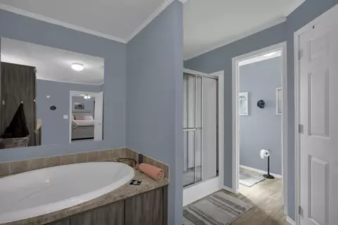 Bath - 2325 Rosedale Rd, Irwin, OH 43029 photo 2 of 3