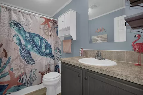Bath - 2325 Rosedale Rd, Irwin, OH 43029 photo 3 of 3