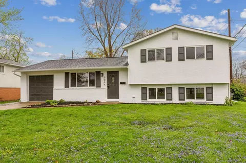 5064 Labelle Dr, Columbus, OH 43232
