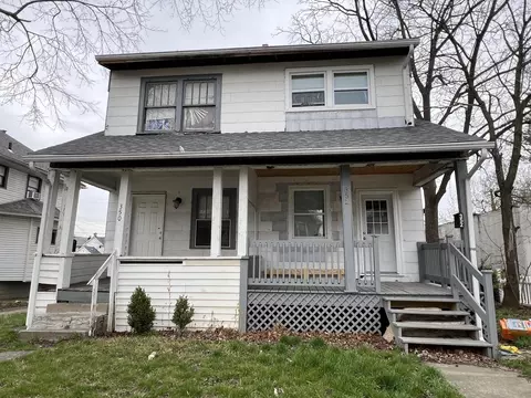 350-352 S Hague Ave, Columbus, OH 43204