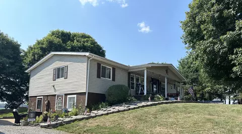 8469 Landis Rd SW, Amanda, OH 43102