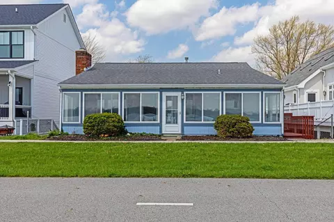 4593 N Bank Rd, Buckeye Lake, OH 43008