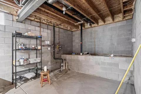 Bath - 5860 Dunheath Loop, Dublin, OH 43016 photo 7 of 7