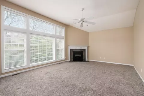 Living - 5860 Dunheath Loop, Dublin, OH 43016 photo 3 of 6