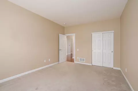 Bedroom - 5860 Dunheath Loop, Dublin, OH 43016 photo 1 of 2