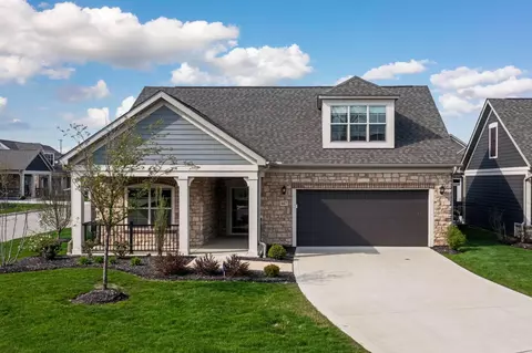 447 Valley Mist Xing, Lewis Center, OH 43035