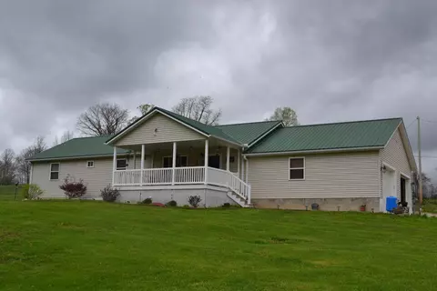 1590 Hosom Rd, Malta, OH 43758