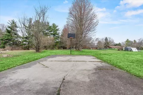 Exterior - 7400 Grayson Dr, Springfield, OH 45502 photo 8 of 15