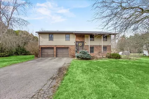 Exterior - 7400 Grayson Dr, Springfield, OH 45502 photo 11 of 15