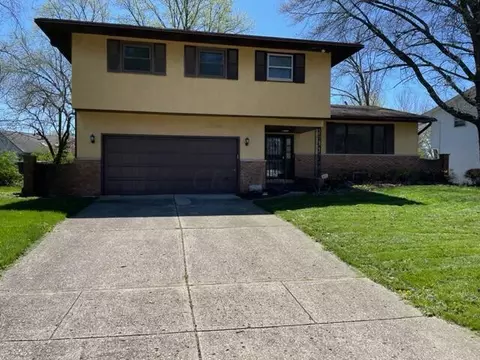 5633 Oakmont Dr, Columbus, OH 43232
