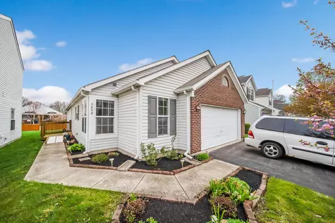 5808 Redsand Rd, Hilliard, OH 43026