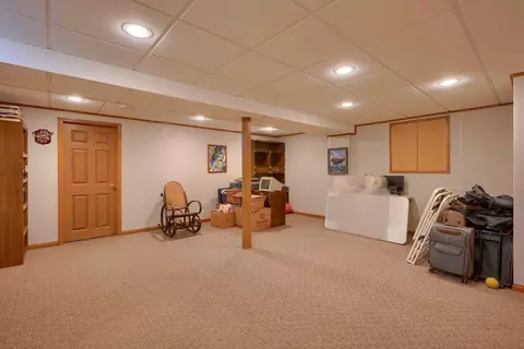 Living - 4094 Pathfield Dr, Columbus, OH 43230 photo 5 of 6
