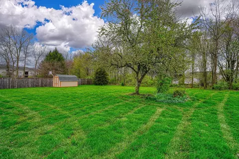 Exterior - 4094 Pathfield Dr, Columbus, OH 43230 photo 7 of 10